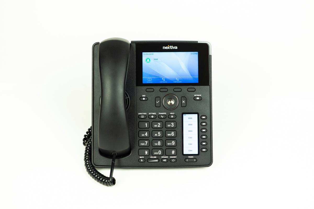Comparison infographic showing old analog voicemail vs modern digital voicemail systems