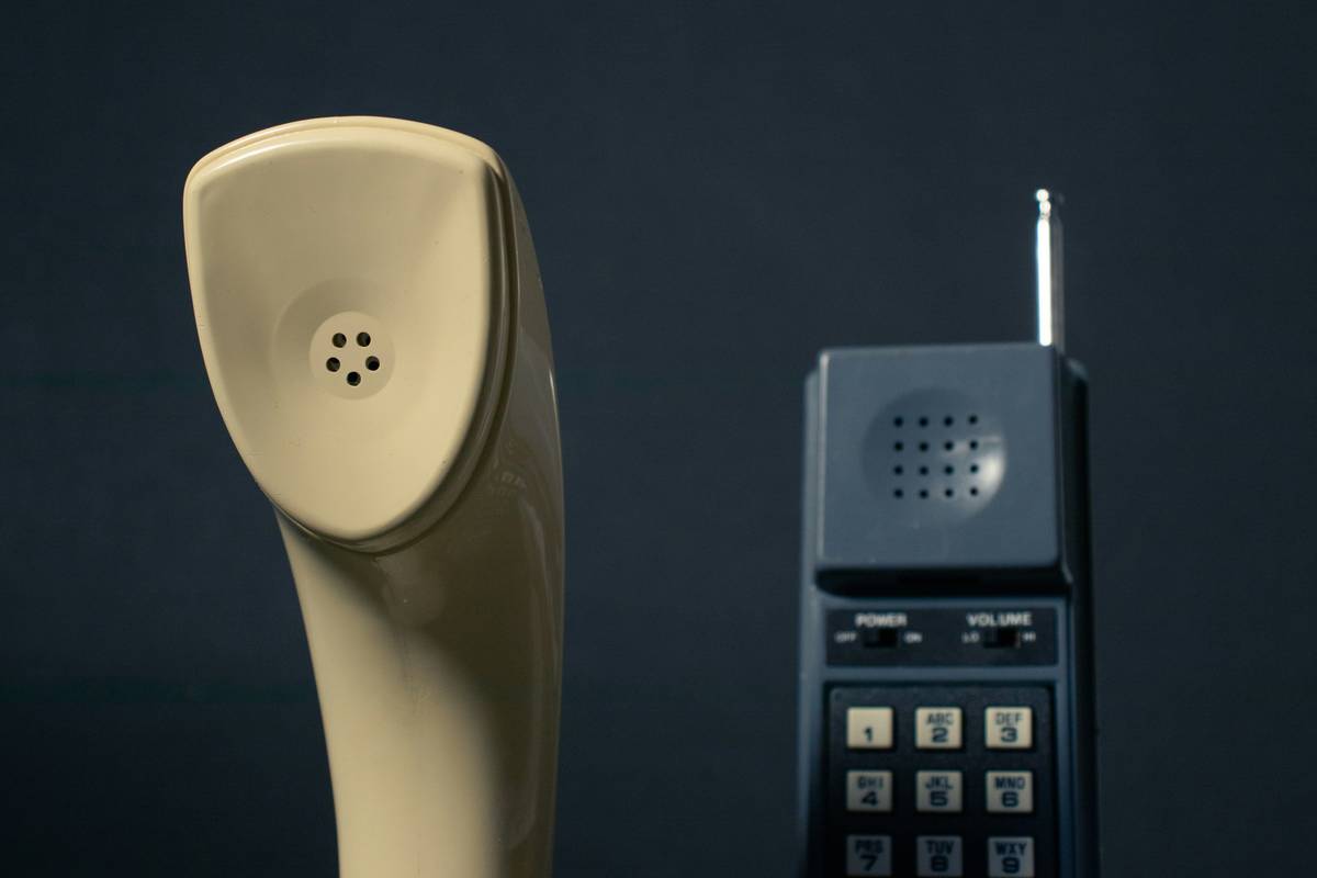 Why AI-Powered Dialers Are Revolutionizing Business Phone Features